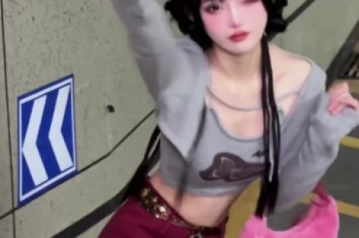 内娱开年地震！30岁网红司晓迪爆料睡遍顶流48小时反转封账号