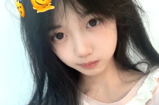 真猛！女演员周也卧室亲密被拍拥抱接吻一条龙粉丝提醒拉窗帘