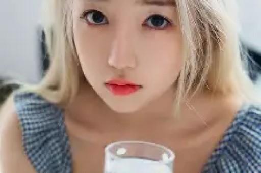 抖音没火之前我就知道张雪峰老师了有人很不屑说他就是个网红网红咋啦吃你家大米了他做了那么多有益事为什么还被那些酸人鄙视