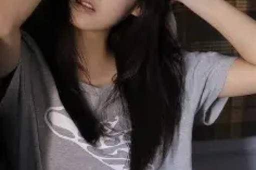 千万粉丝网红白冰偷税被查 抖音客服：是否封禁以通知为准